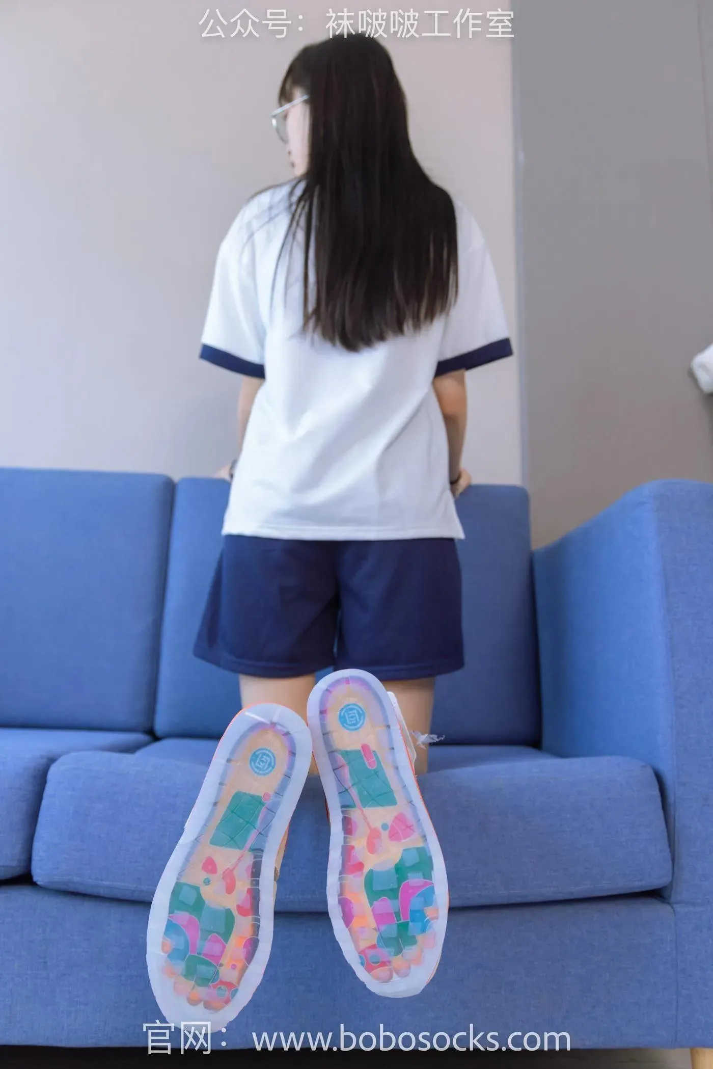 [BoBoSocks袜啵啵]NO.118 稚予-运动鞋、白棉袜、肉丝、踩小熊玩偶 [140P]插图9